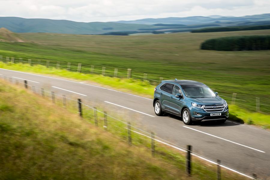  Ford Edge 2016 года  (UK) (фото 13 из 32)